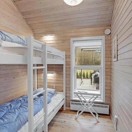 Amazing In Vaeggerlose With Sauna Feriehus