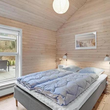 Feriehus Amazing In Vaeggerlose With Sauna